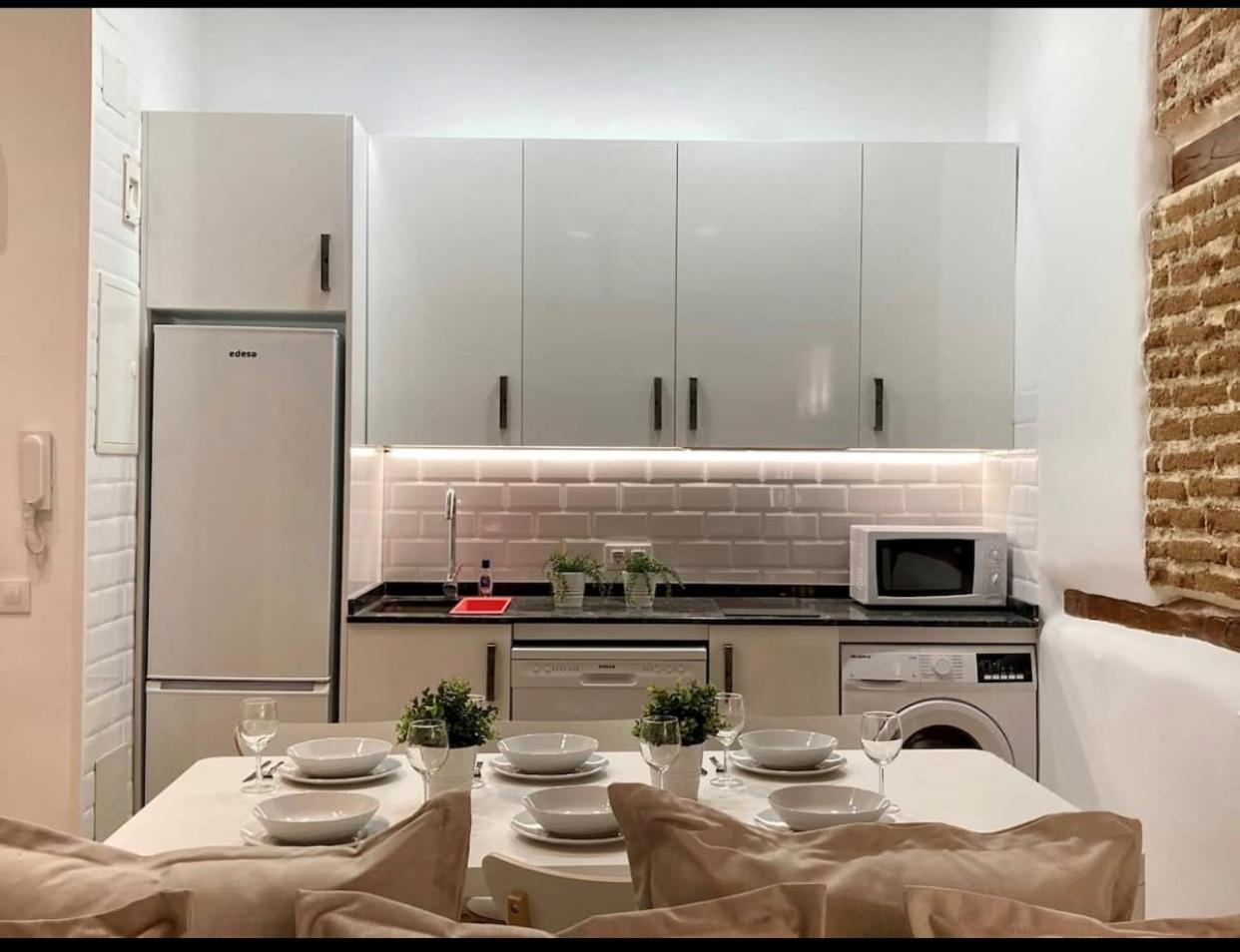 Encantador Apartamento De 39M2 En El Centro De Мадрид Екстер'єр фото